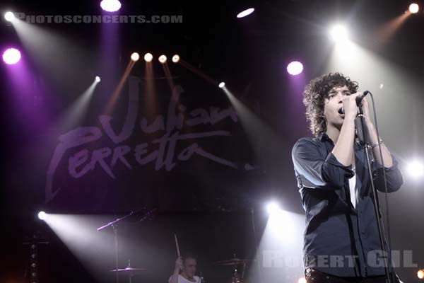 JULIAN PERRETTA - 2010-10-20 - PARIS - L'Alhambra - 